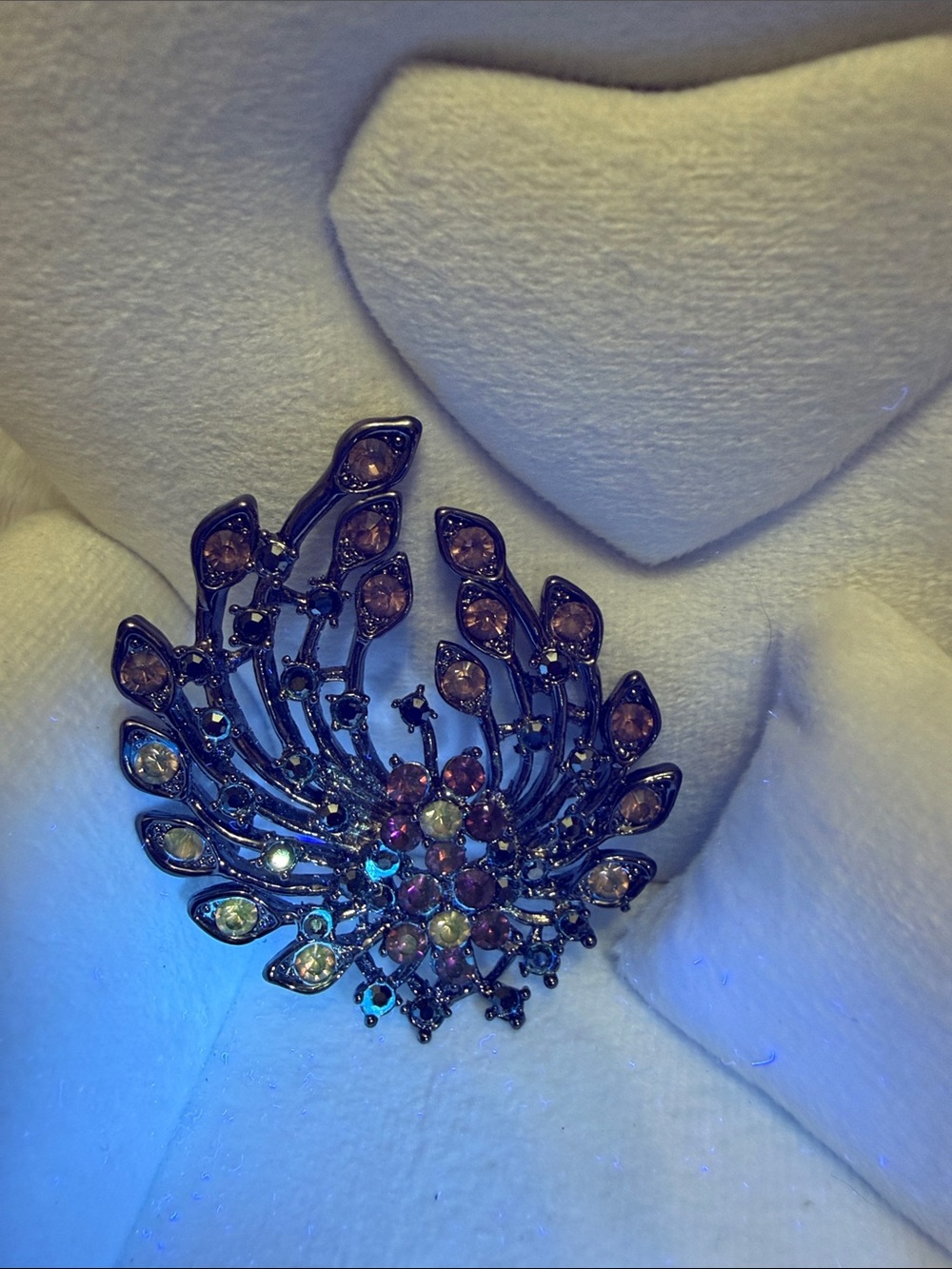 Pink Manganese Glass Crystal Waterfall Brooch - Picture 4 of 8